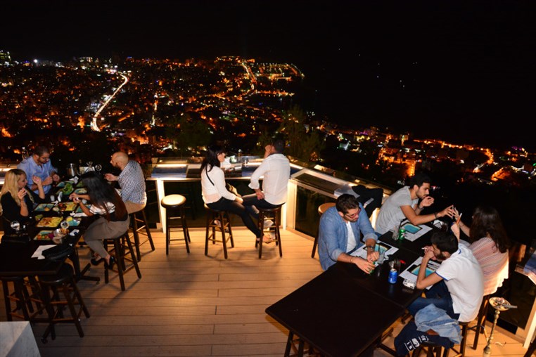 Bay Lodge Terrace on Saturday Night